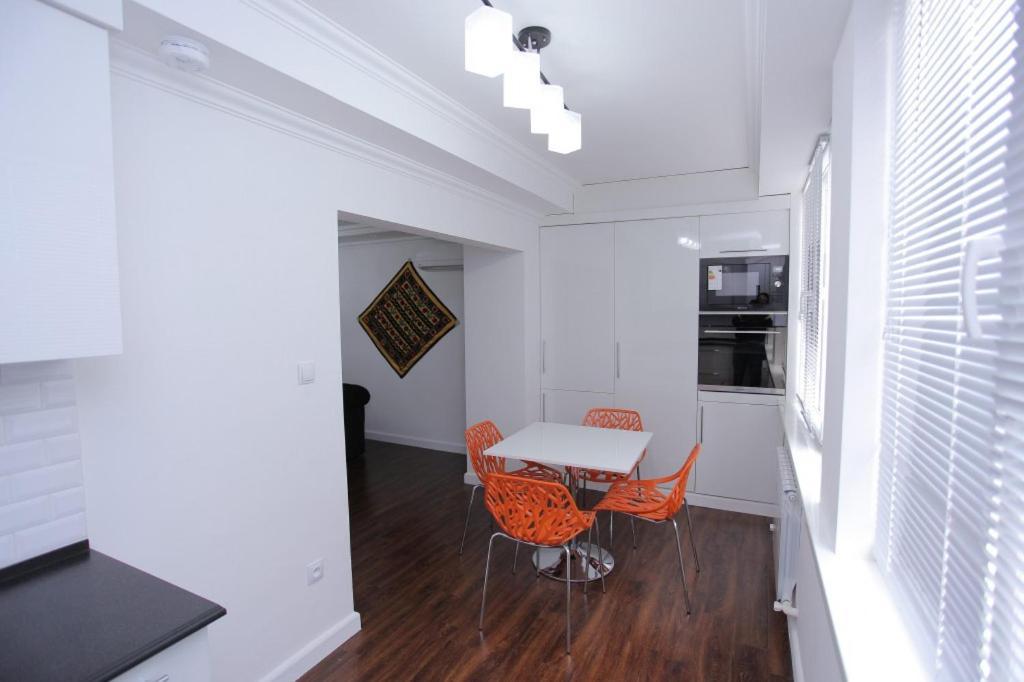 Overlooking Registan Square Luxury 2 Bedrooms Apartment Samarcande Extérieur photo
